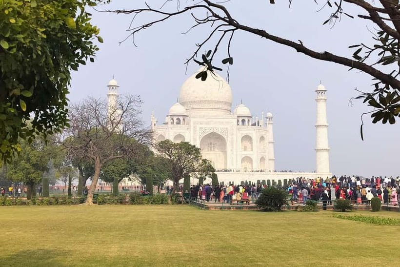 From Jaipur: Taj Mahal, Agra Fort, Baby Taj Day Trip by Car - Entering the Taj Mahal at sunrise or later