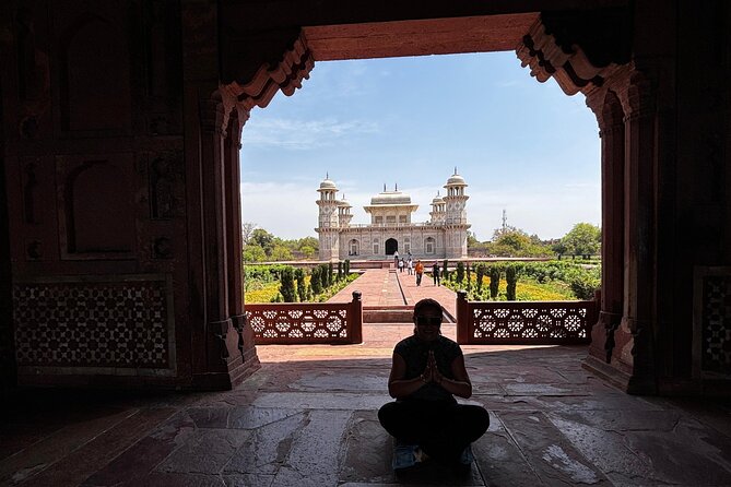 From Jaipur: Taj Mahal & Agra Tour with Transfer to Delhi by Car - Lunch in Agra, with an important package choice