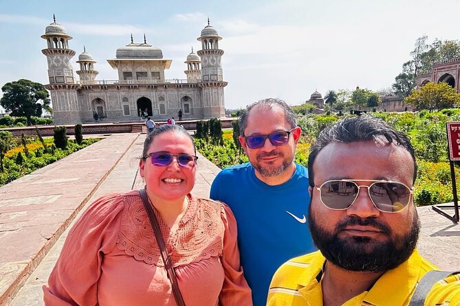 From Jaipur: Taj Mahal & Agra Tour with Transfer to Delhi by Car - Pickup in Jaipur and the long road to Agra