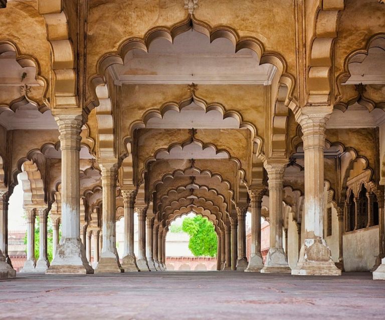 From Jaipur: Taj Mahal Guided and Agra Tour By Car - Lunch with Mughlai and North Indian flavors