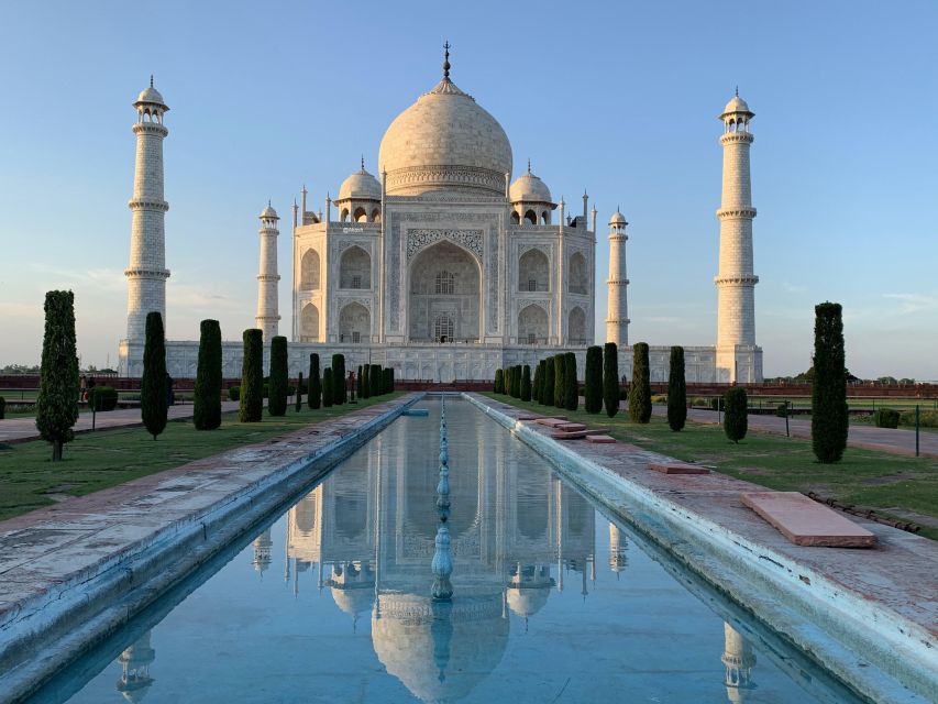 From New Delhi : Tajmahal Tour by Train All Inclusive - Why the Gatiman Express makes Agra possible in one day
