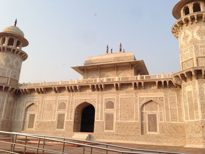 From New Delhi : Tajmahal Tour by Train All Inclusive - The Taj Mahal, about two guided hours