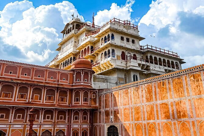 Full-Day Jaipur Highlights with Local Guide & Private Vehicle - Why a private day works well in Jaipur