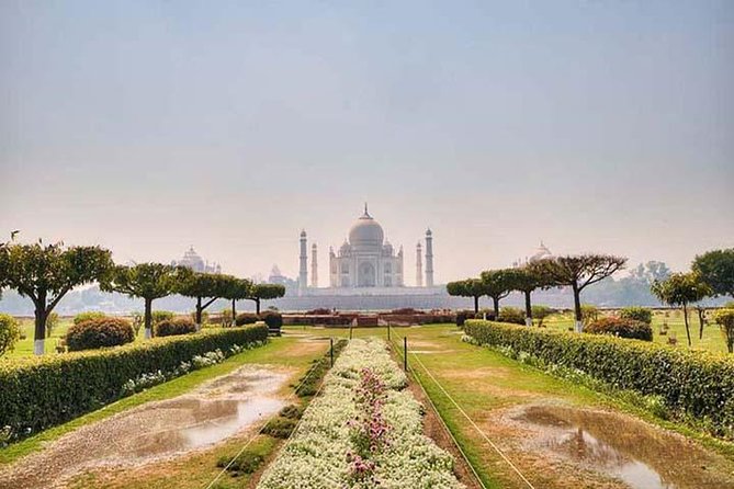 Full Day Taj Mahal and Agra Private Tour from Agra - Agra Fort and the Mughal court