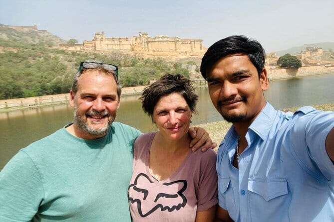 Guided Jaipur City Tour with Sunset - Two hours inside the City Palace