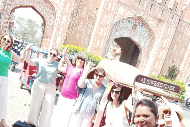 Guided Morning E-Rickshaw Ride with Food Tasting at Jaipur - Raj Mandir Cinema and the first look at Jaipur