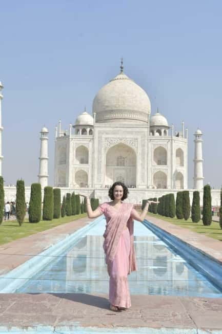 Guided Sunset Tour Of Taj Mahal with Skip-The-Line Entry - From hotel lobby to Taj Mahal gate