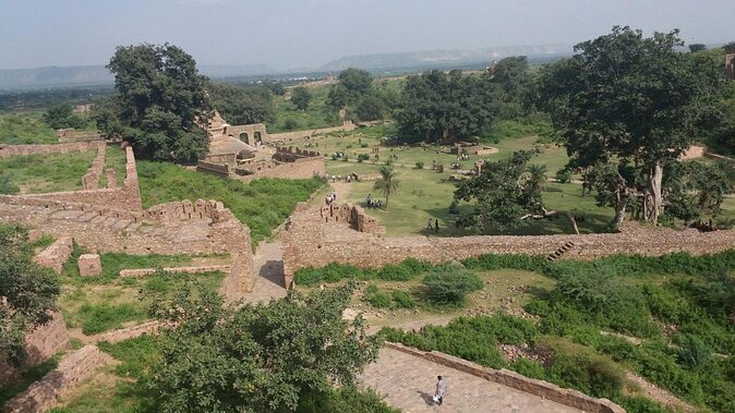 Guided Tour to Haunted Bhangarh & Abhaneri Step Well From Jaipur - Why Bhangarh and Chand Baori make a strong pairing