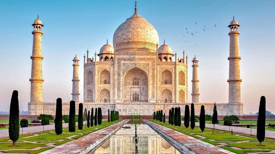 Gurgaon: Private Taj Mahal Day Tour from Gurgaon/Gurugram - Guide quality and the human side of the trip