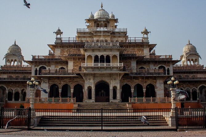 Half-Day the Hidden Secrets of Jaipur City Private Guided Tour - Panna Meena ka Kund and the road past Amber