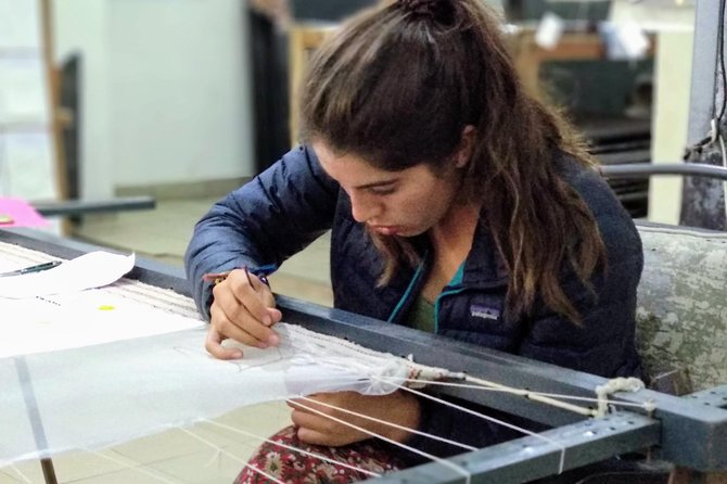 Hands-on Embroidery Workshop - Tools, fabric, and the first stitches