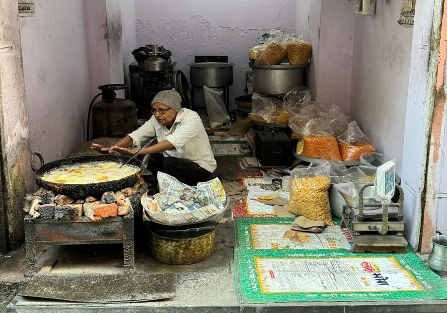 Heritage Walk & Street Food Tasting in Jaipur - What you are likely to eat