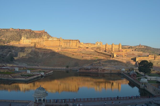 Highlight Tour of Jaipur with Private Guide - City Palace and the heart of the old city