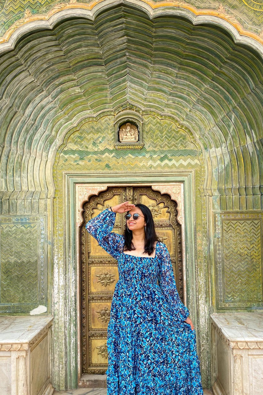 Jaipur: 2-Day City Sightseeing Tour with Cab & Guide - Guides and drivers make the biggest difference