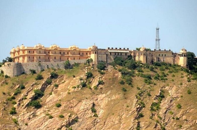 Jaipur 2 Day Private Car Tour - Should you book the Jaipur private car tour?