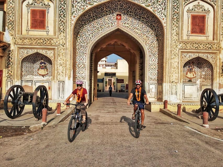 Jaipur: 3-Hour Morning Bike Tour of Jaipur Old City - Why Jaipur is worth seeing by bicycle at dawn