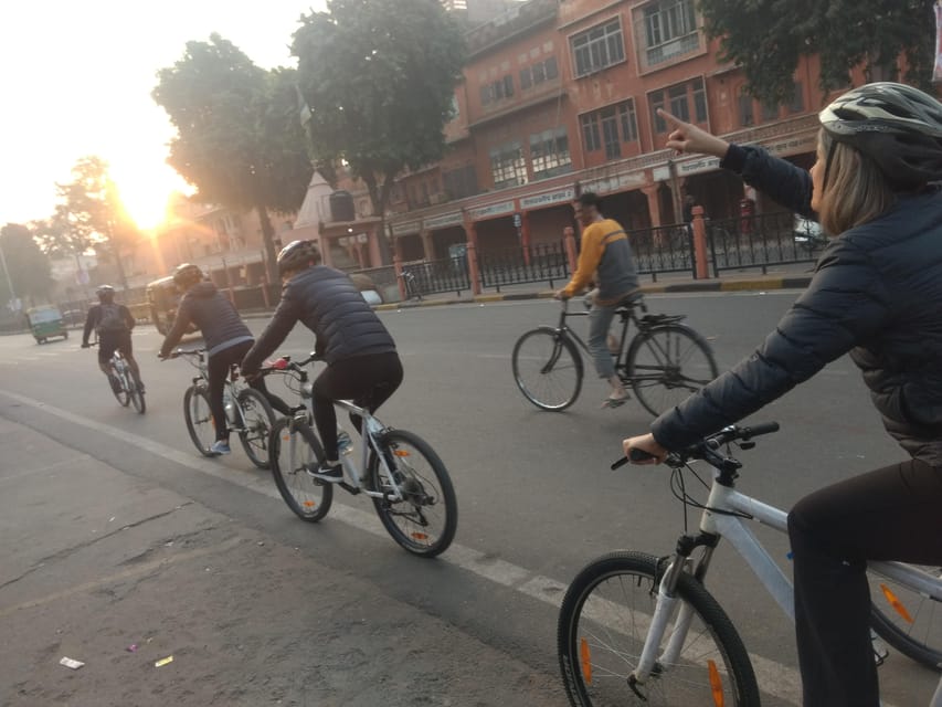 Jaipur: 3-Hour Morning Bike Tour of Jaipur Old City - The flower and vegetable markets