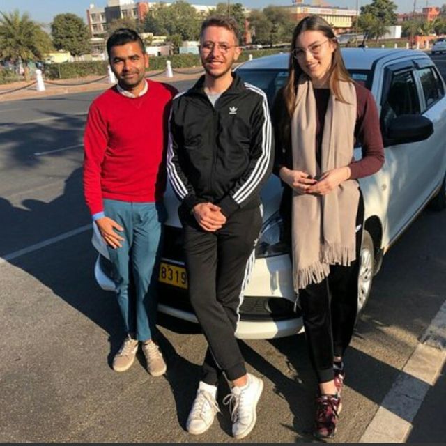 Jaipur car tour - English-speaking local driver! - Chai, quiet corners, and the value of local knowledge