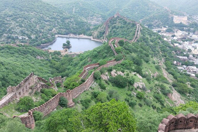 Jaipur City Full Day Luxury Private Tour - Hawa Mahal begins the day with Jaipur’s most famous facade