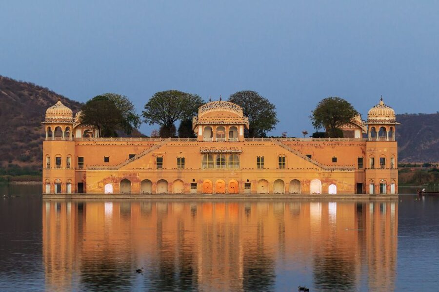 Jaipur: City Sightseeing Private Full-Day Guided Tour - A full Jaipur day without changing cars