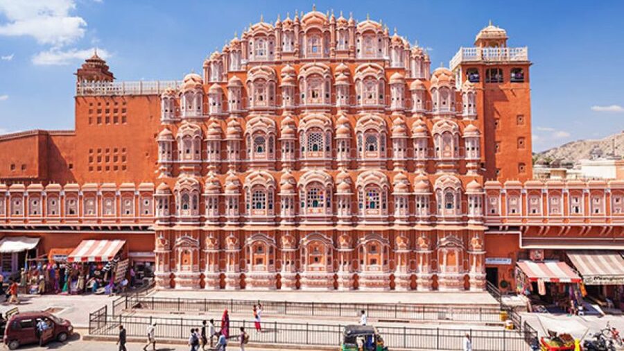 Jaipur: City Sightseeing Private Full-Day Guided Tour - The guide can shape the quality of the day
