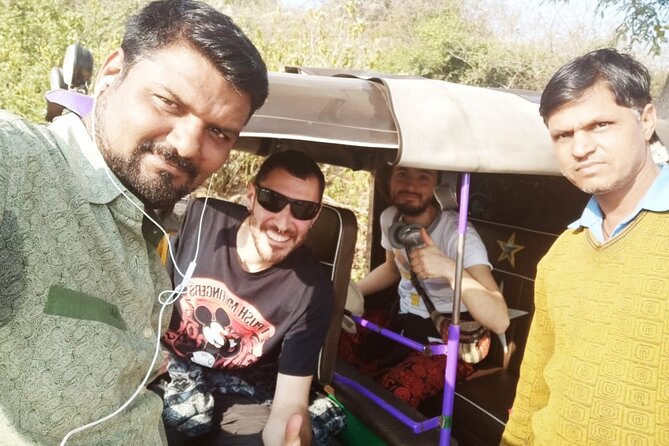 Jaipur City Tour by Tuk-Tuk - Royal Gaitor reveals Jaipur’s royal memorials