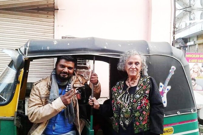 Jaipur City Tour by Tuk-Tuk - Hawa Mahal rewards a close look from outside