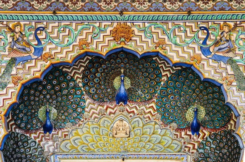 Jaipur City Tour Elephant Ride with Guide - Gaitor’s carved royal memorials