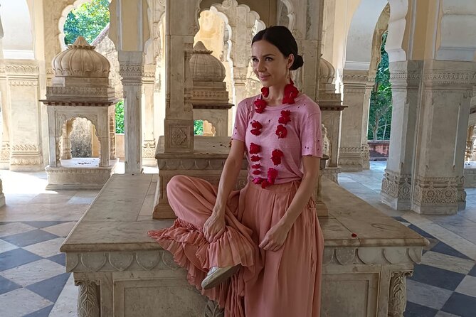Jaipur City Tour with Traditional Flower Market Visit - Jal Mahal and the view across Man Sagar Lake