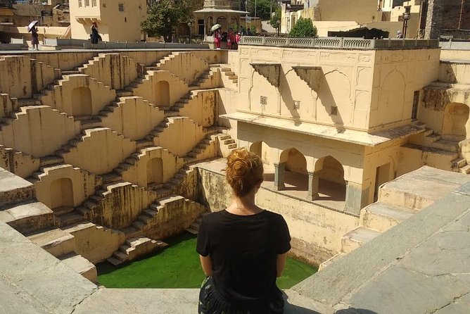 Jaipur Day Tour - Hawa Mahal: Jaipur’s famous pink facade