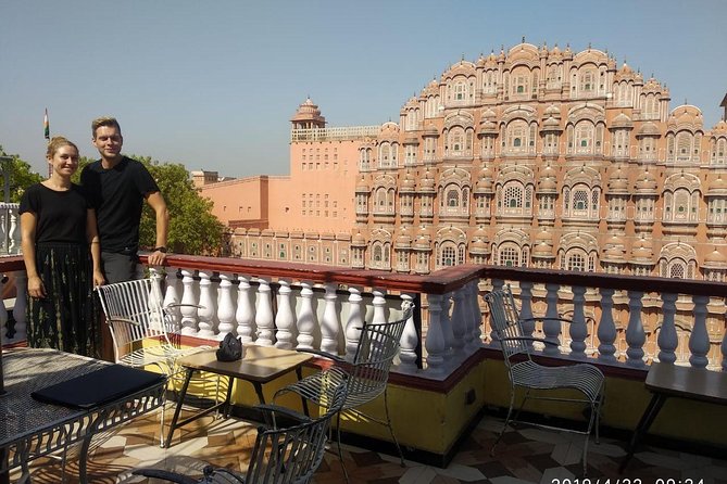 Jaipur Day Tour - Jantar Mantar and its huge sundial