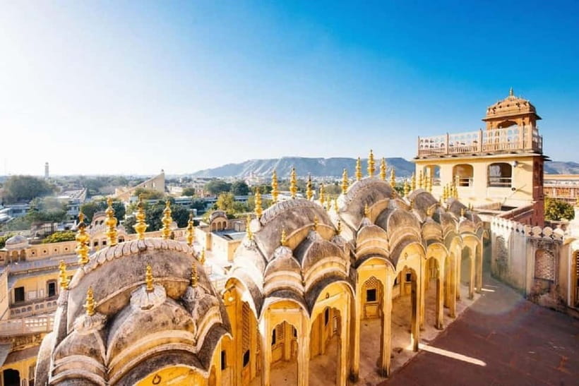 Jaipur: Elephant Activities Feed, Paint & Ride with Pickup - Photographing the experience