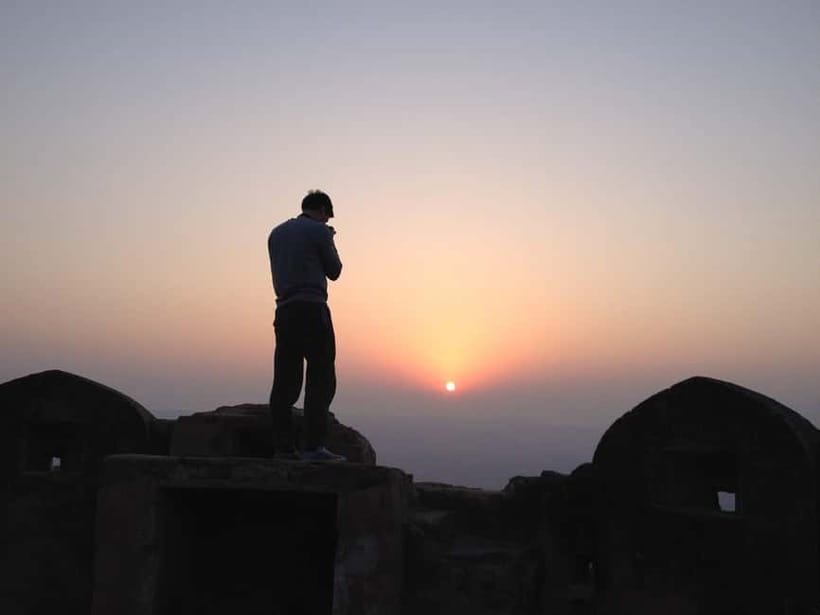 Jaipur: Explore Amber, Jaigarh & Nahargarh Fort with Sunset - Lunch is a pause, not an included meal