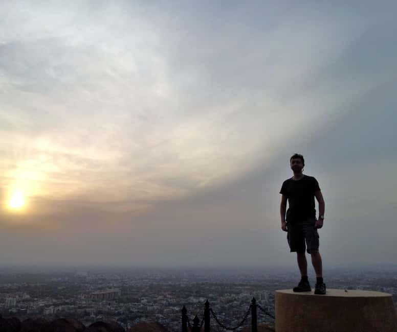 Jaipur: Explore Amber, Jaigarh & Nahargarh Fort with Sunset - Jaigarh Fort shows Jaipur’s military side