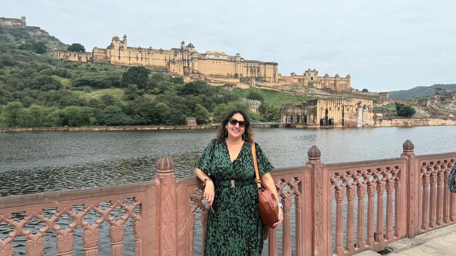 Jaipur: Full Day City Highlights Tour with Tour Guide - Royal Gaitor offers a quieter final note