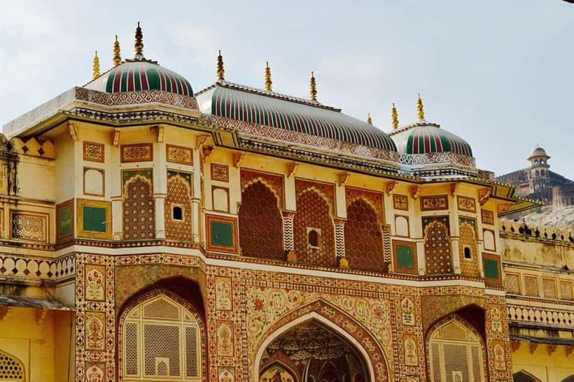 Jaipur: Full Day City sightseeing with Car, Guide & Lunch - Jal Mahal, the water palace from the roadside