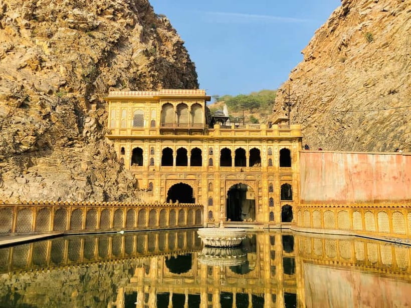Jaipur: Full-Day City Tour with Car, Guide & Skip-the-Line - Jantar Mantar: where astronomy becomes architecture