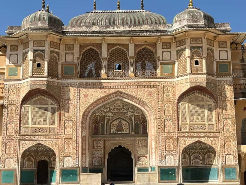 Jaipur: Full-Day City Tour with Car, Guide & Skip-the-Line - Jal Mahal: a scenic pause by the lake