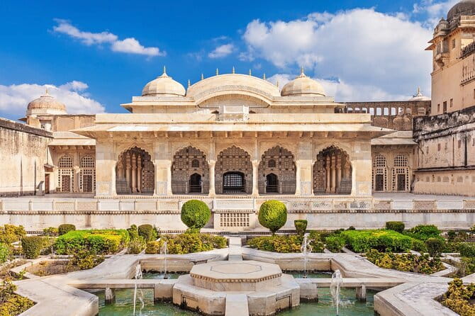 Jaipur Full Day Heritage of Pink City Tour By Tuk Tuk With Chai - Jal Mahal from the edge of Man Sagar Lake