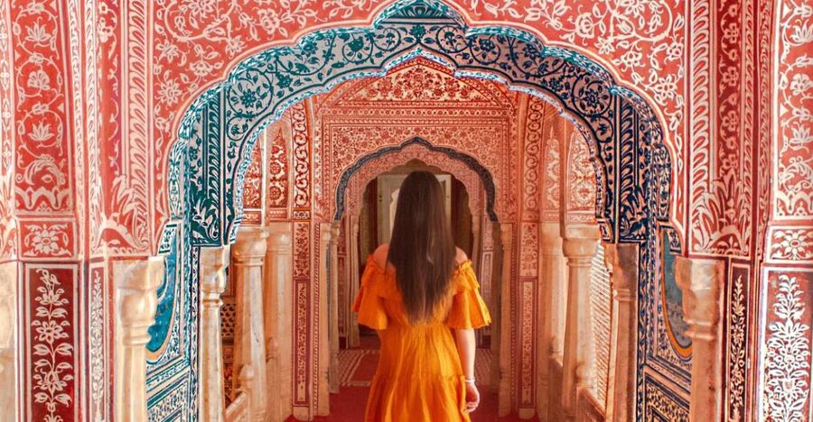 Jaipur: Full-Day Private City Tour by Car with Guide - A five-hour introduction to Jaipur’s royal core