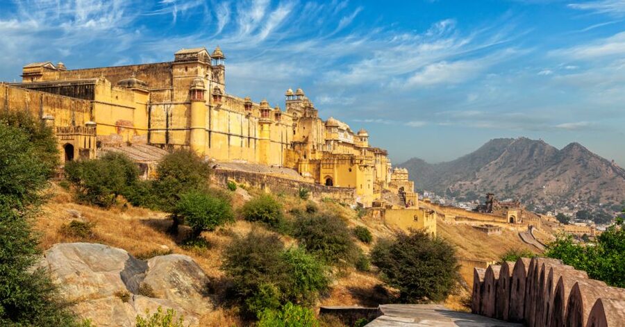 Jaipur: Full-Day Private City Tour by Car with Guide - City Palace, where Jaipur’s royal story begins