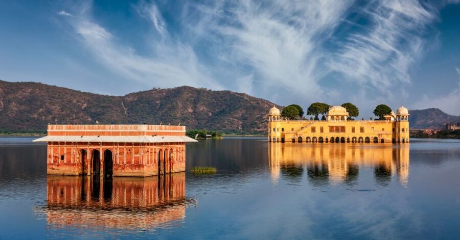 Jaipur: Full-Day Private City Tour by Car with Guide - Jantar Mantar and the science of watching the sky