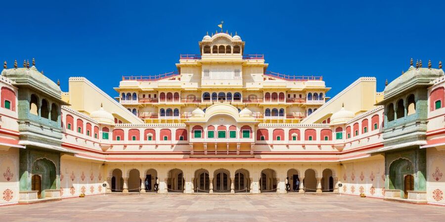 Jaipur: Full-Day Private Sightseeing Tour by Tuk Tuk - Why a tuk-tuk works so well in Jaipur