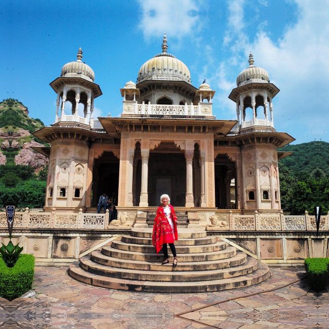 Jaipur: Full-Day Sightseeing Tour with Guide and Lunch - Jantar Mantar: making astronomy visible