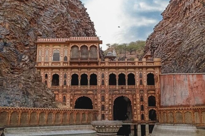 Jaipur Full Day Tour By Car And Guide With Hotel Pickup - City Palace, the royal heart of the route