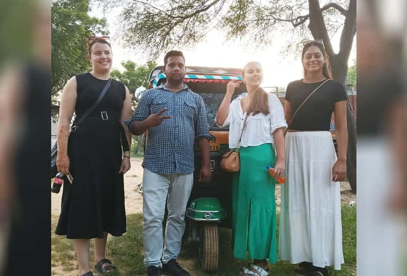 Jaipur: Full-Day Tuk-Tuk Sightseeing Tour with Monkey Temple - What the $6 price really covers