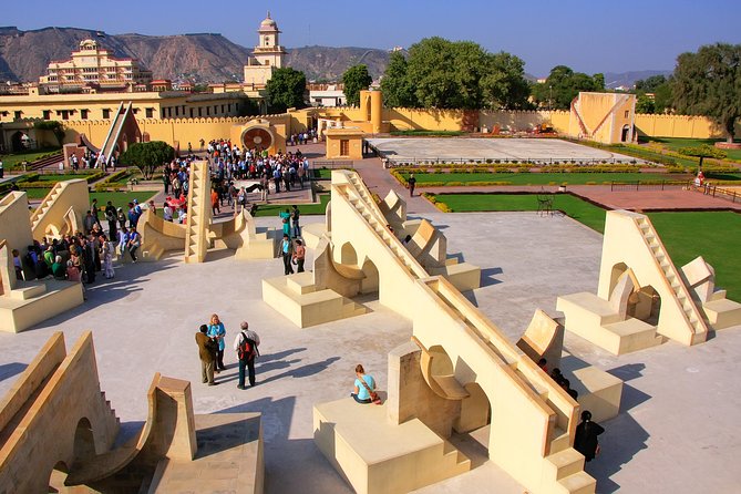 Jaipur Guided City Tour: City Palace, Jantar, Hawa & Jal Mahal - Jantar Mantar: giant science in stone
