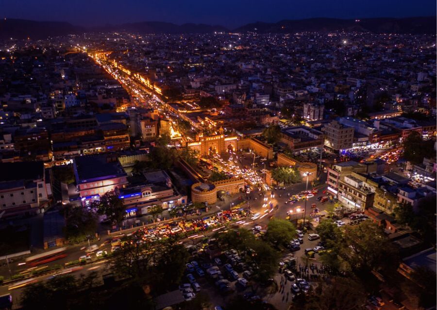 Jaipur: Guided Evening Walking Tour with a Local - Finishing at Raj Mandir Cinema