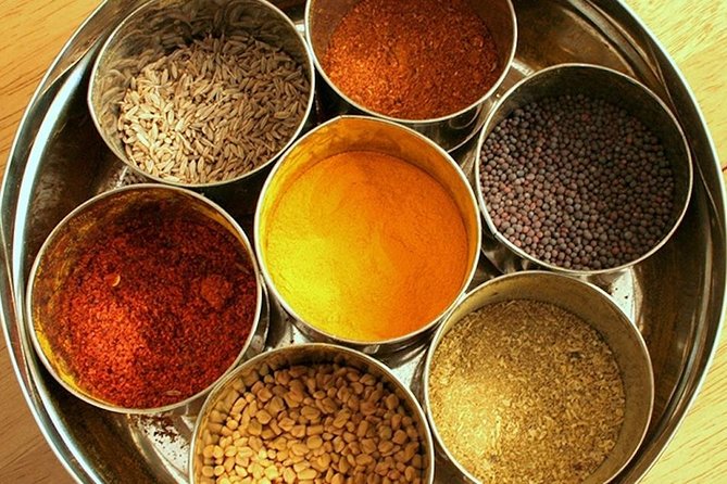 Jaipur Guided Food Walk Eat Just Like a Local - Why a Jaipur food walk is a smart first-day plan