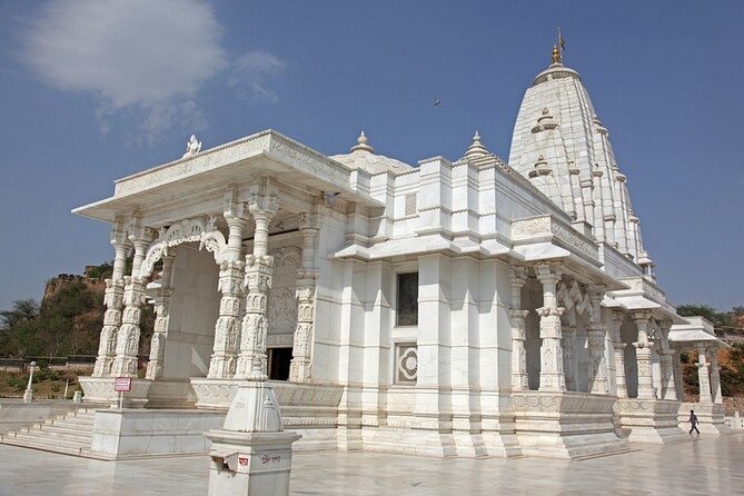 Jaipur Guided Tour with Monkey Temple - Amer Fort gives the day its grand opening